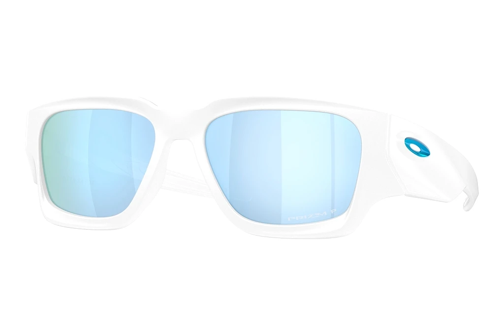 Oakley OO9514 951404 Prizm Deep Water PolarizedMatte White Oakley OO9514 951404 Prizm Deep Water PolarizedMatte White