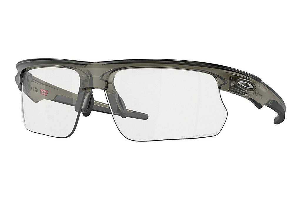 Oakley   OO9400 940011 Clear to Black Iridium PhotochromicGrey Smoke