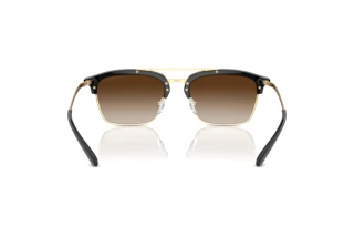 Vista posteriore Emporio Armani EA4228 (300213)