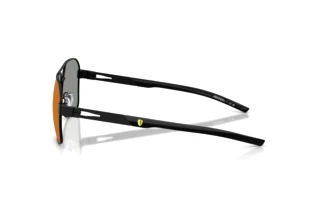 Vista laterale Ferrari Scuderia FZ5003 (101/6P)