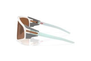 Vista laterale Oakley LATCH PANEL (OO9404 - 940421)