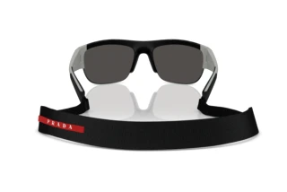 Vista posteriore Prada Linea Rossa PS A01S (13Z5S0)