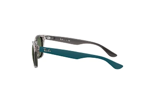 Vista laterale Ray-Ban Kids JUNIOR NEW WAYFARER (RJ9052S - 707071)