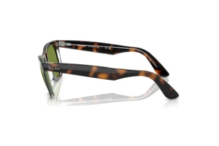 Vista laterale Ray-Ban WAYFARER (RB2140 - 14134E)
