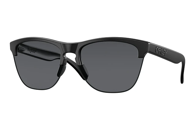 oakley oo9374